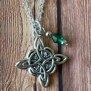 Celtic Knot with Emerald Green Crystal Bead Neclace